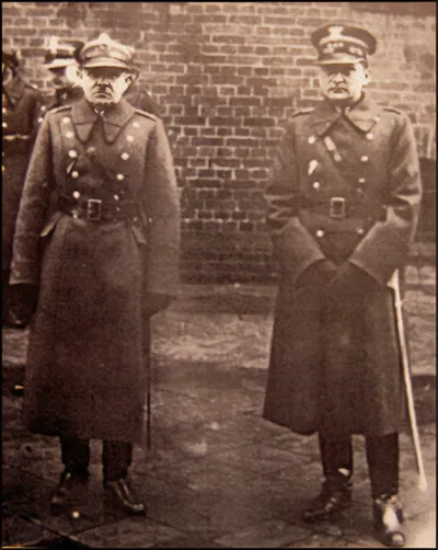 Płk Rowecki przekazuje dowodzenie 55. pułkiem piechoty ppłk Wł. Wiecierzyńskiemu, 1935